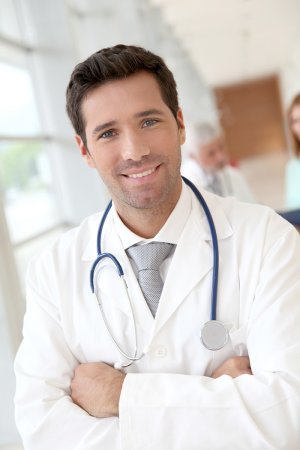 Лечение болезни Крона проводится с использованием современных препаратов и хирургических методов